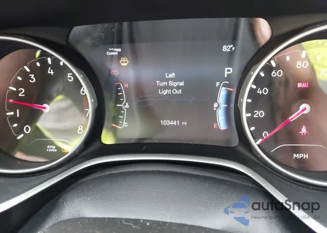 2018 Jeep Compass Limited Fwd из США, поврежденный, VIN 3C4NJCCB8JT286587